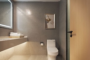 ALL IN LIGHT LUXURY HOTEL