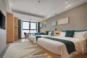 ALL IN LIGHT LUXURY HOTEL