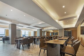 ALL IN LIGHT LUXURY HOTEL