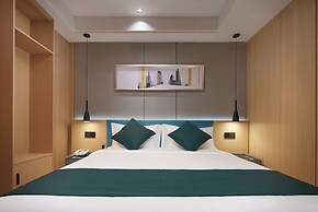 ALL IN LIGHT LUXURY HOTEL