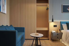 ALL IN LIGHT LUXURY HOTEL