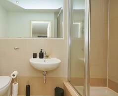 Spacious City Centre Apartment