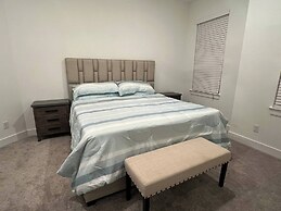 Relax in Style at Our Missouri City Getaway