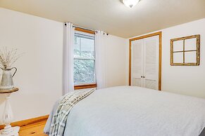 Pet-friendly Cabin w/ Dock & Lake Views in Edwards