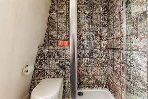 Grand Georgian Townhouse With Garden