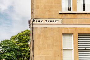 Grand Georgian Townhouse With Garden