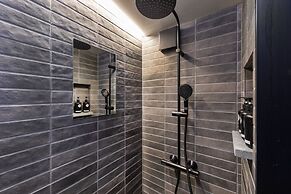 Shiki Homes MEIGETSU