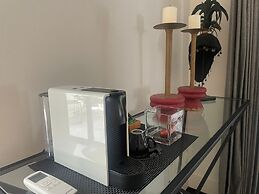 Martini Suites & Villa