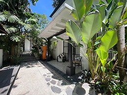 Martini Suites & Villa