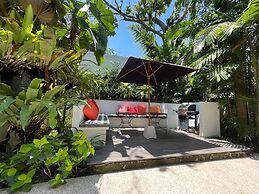 Martini Suites & Villa