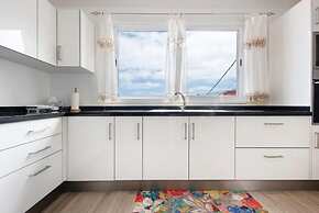 Holiday Home in Tenerife With Mountain Views