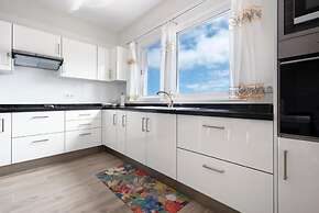 Holiday Home in Tenerife With Mountain Views