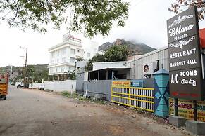 Ellora Hotel