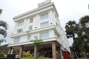 Ellora Hotel