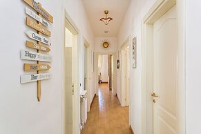 Comfy Giovo Home by Wonderful Italy