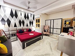 Divine Inn Hotel Rajouri Gardan