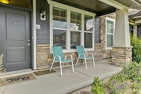 Modern w/ Pool, Gym, Hottub, Golf, Pet Friendly!