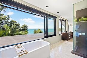 Cozy Suite - Ocean View & Private Beach