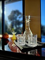 Cozy Suite - Ocean View & Private Beach