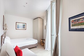 Brignole de Ferrari Refined Home