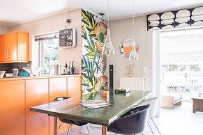 Designer s Apartment in Galatsi Area