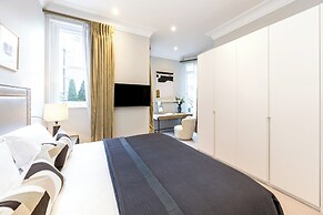 Buckingham & Lloyds Knightsbridge