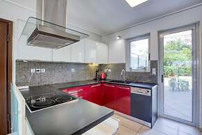 Saronida Hills Private Pool