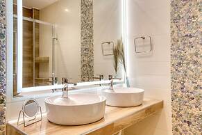 Saronida Hills Private Pool