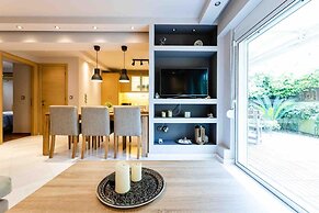 The Garden House at Alimos