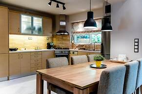 The Garden House at Alimos