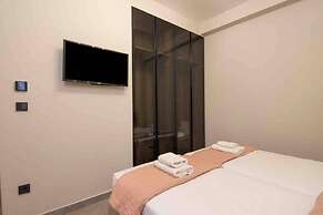 Blue Pearl at Glufada sea Side