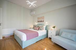 Alkuoni lux Flat at P Faliro