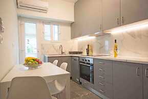 Alkuoni lux Flat at P Faliro