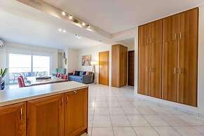 Petralona Amazing 2 bd Flat