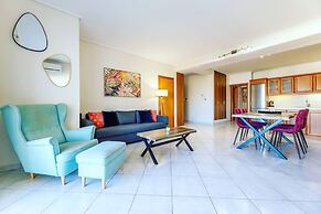 Petralona Amazing 2 bd Flat