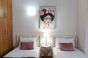 Petralona Amazing 2 bd Flat