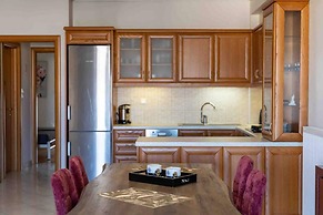 Petralona Amazing 2 bd Flat
