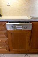 Petralona Amazing 2 bd Flat