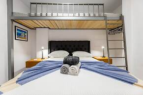 Backyard Modern House Nea Smyrni