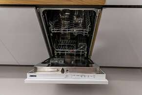 Backyard Modern House Nea Smyrni