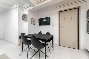 Backyard Modern House Nea Smyrni