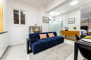 Backyard Modern House Nea Smyrni