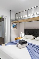 Backyard Modern House Nea Smyrni