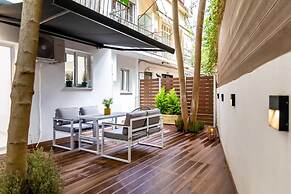 Backyard Modern House Nea Smyrni