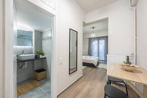 Central Athens Jewel