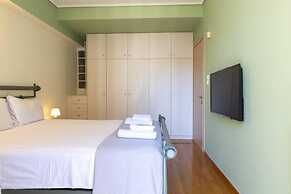 Petralona Dazzling top Floor 2BD AP