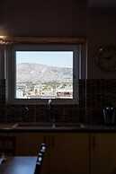 Petralona Dazzling top Floor 2BD AP