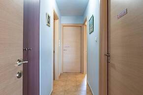 Petralona Dazzling top Floor 2BD AP