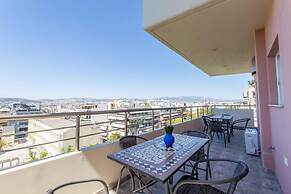 Petralona Dazzling top Floor 2BD AP