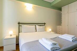 Petralona Dazzling top Floor 2BD AP